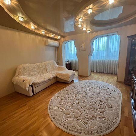 Bulvar Ivano-Frankivsk Luaran gambar